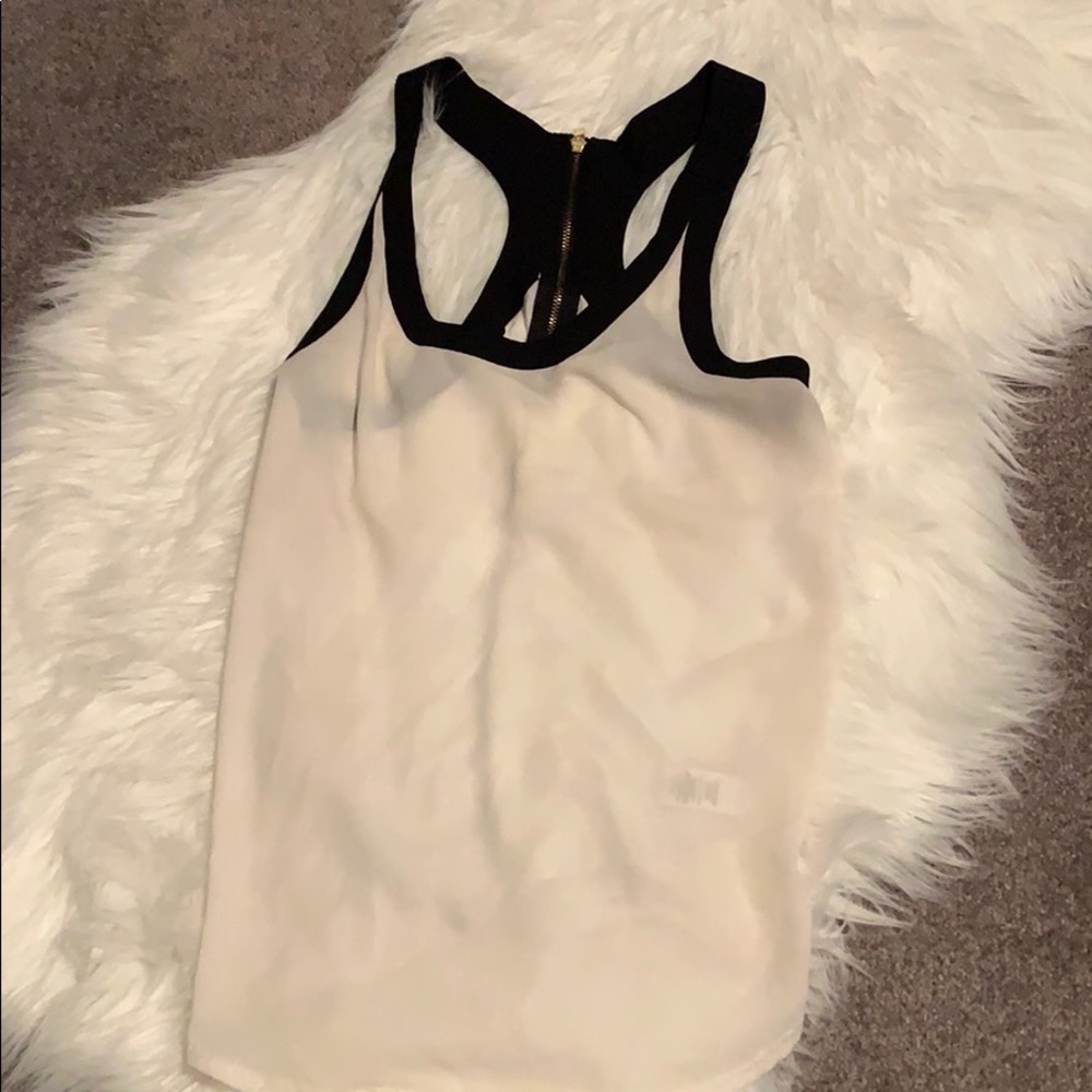 Black & White Sleeveless Blouse